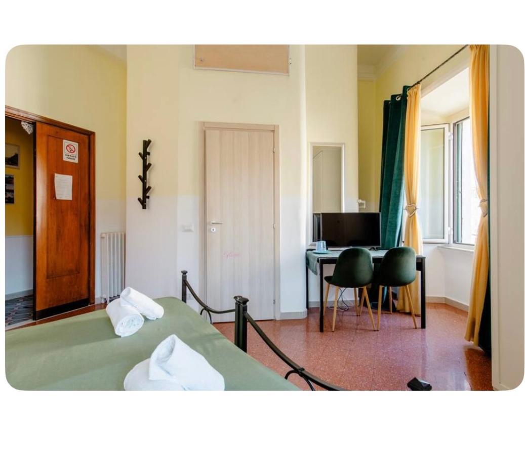 Glam Sm Maggiore Guest House Rome Exterior photo